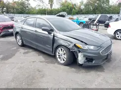 3FA6P0LU1KR200138 2019 FORD FUSION