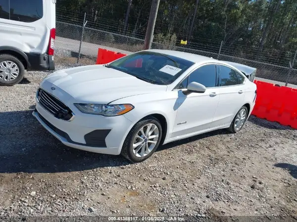 3FA6P0LU1KR204657 2019 FORD FUSION - Image 2