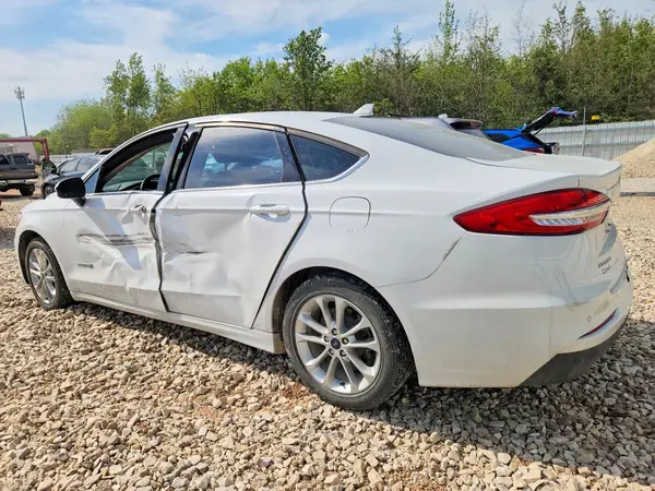 3FA6P0LU1KR205923 2019 FORD FUSION - Image 2
