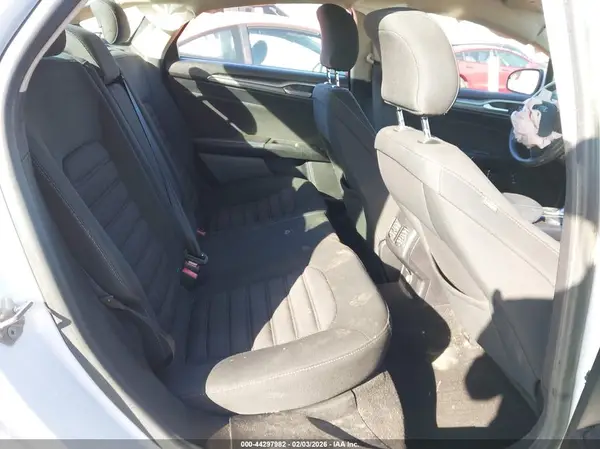 3FA6P0LU1KR208174 2019 FORD FUSION - Image 8