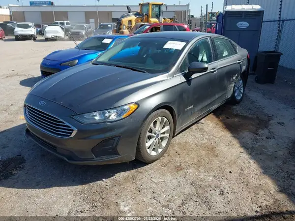 3FA6P0LU1KR217747 2019 FORD FUSION - Image 2