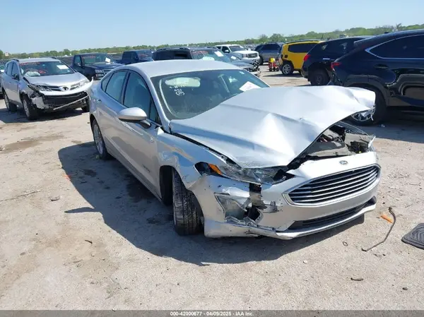 3FA6P0LU1KR222141 2019 FORD FUSION - Image 1
