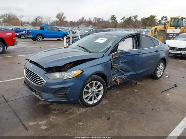 3FA6P0LU1KR223192 2019 FORD FUSION - Image 2