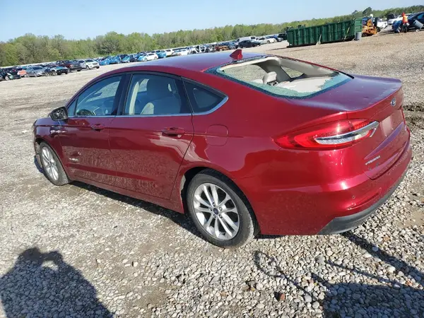 3FA6P0LU1KR240798 2019 FORD FUSION - Image 2
