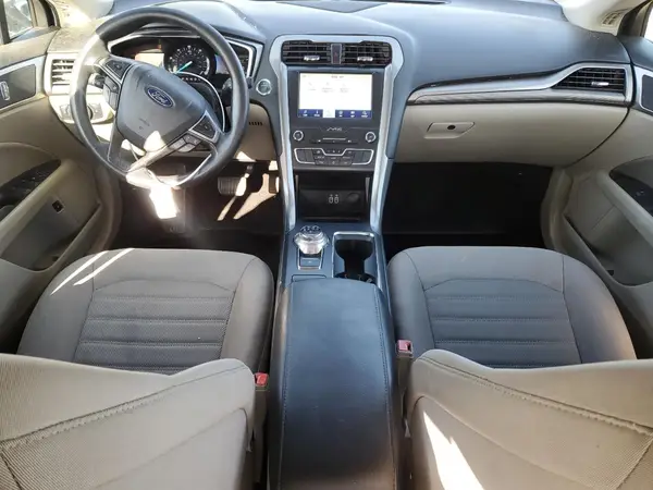 3FA6P0LU1KR240798 2019 FORD FUSION - Image 8