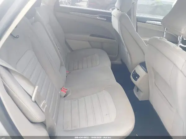 3FA6P0LU1KR241725 2019 FORD FUSION - Image 8