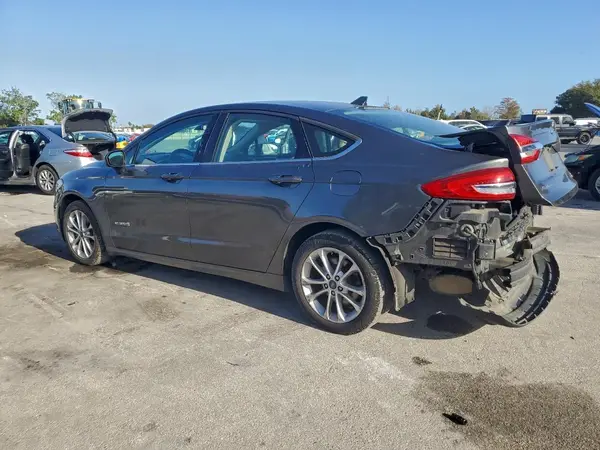 3FA6P0LU1KR256774 2019 FORD FUSION - Image 2