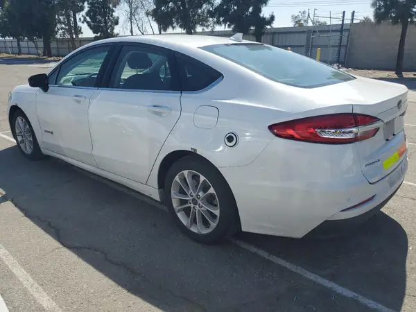 3FA6P0LU1KR263966 2019 FORD FUSION - Image 2