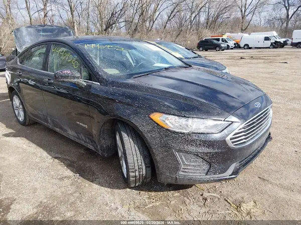 3FA6P0LU1KR269170 2019 FORD FUSION - Image 1