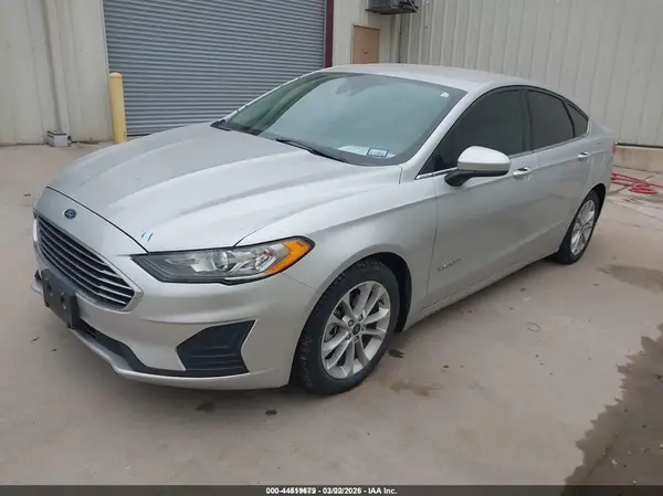 3FA6P0LU1KR275339 2019 FORD FUSION - Image 2