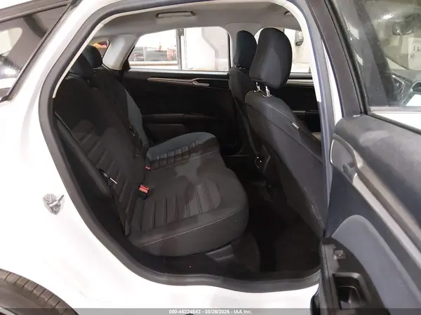 3FA6P0LU1LR200643 2020 FORD FUSION - Image 8