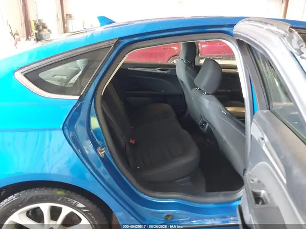 3FA6P0LU1LR200691 2020 FORD FUSION - Image 8
