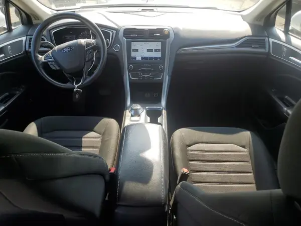 3FA6P0LU1LR240172 2020 FORD FUSION - Image 8