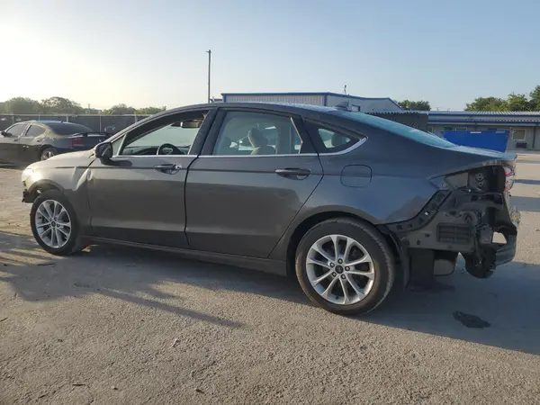 3FA6P0LU1LR266397 2020 FORD FUSION - Image 2