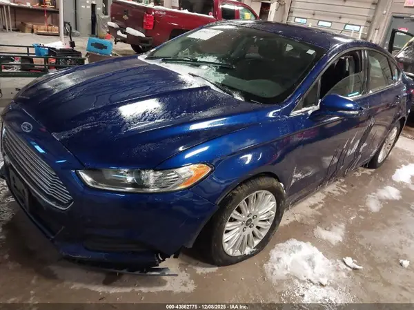 3FA6P0LU2GR155413 2016 FORD FUSION - Image 2