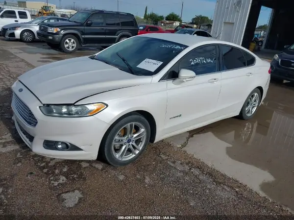 3FA6P0LU2GR202472 2016 FORD FUSION - Image 2