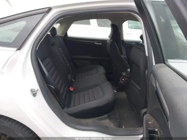 3FA6P0LU2GR286082 2016 FORD FUSION - Image 8