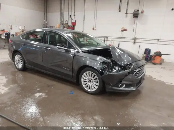 3FA6P0LU2GR308341 2016 FORD FUSION - Image 1