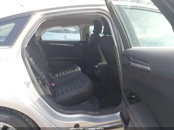 3FA6P0LU2GR366188 2016 FORD FUSION - Image 8