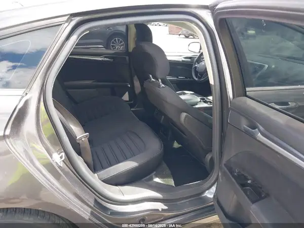 3FA6P0LU2GR384108 2016 FORD FUSION - Image 8