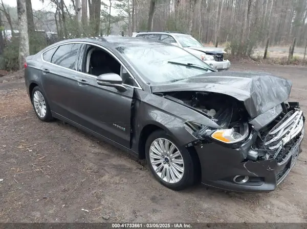 3FA6P0LU2GR388787 2016 FORD FUSION - Image 1