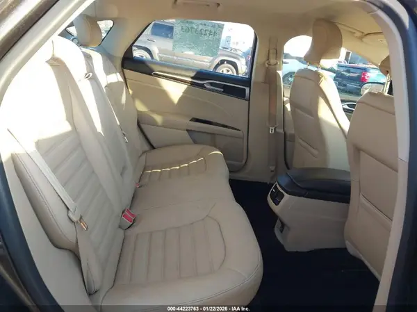 3FA6P0LU2GR402400 2016 FORD FUSION - Image 8