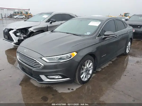 3FA6P0LU2HR108027 2017 FORD FUSION - Image 2