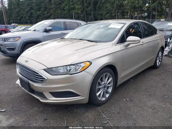 3FA6P0LU2HR130013 2017 FORD FUSION - Image 2