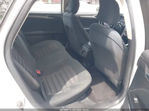 3FA6P0LU2HR136460 2017 FORD FUSION - Image 8