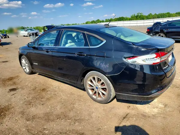 3FA6P0LU2HR138337 2017 FORD FUSION - Image 2