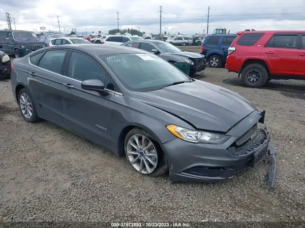 3FA6P0LU2HR158488 2017 FORD FUSION - Image 1