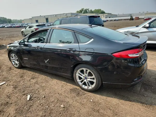 3FA6P0LU2HR192740 2017 FORD FUSION - Image 2