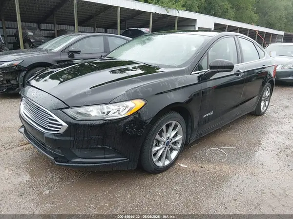 3FA6P0LU2HR195881 2017 FORD FUSION - Image 2