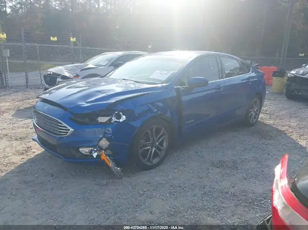 3FA6P0LU2HR216468 2017 FORD FUSION - Image 2