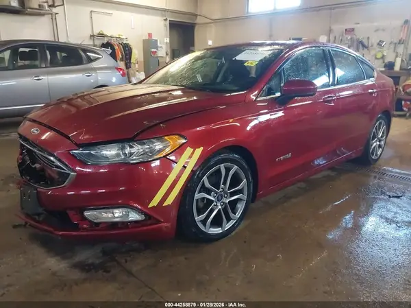 3FA6P0LU2HR216924 2017 FORD FUSION - Image 2