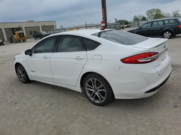 3FA6P0LU2HR232802 2017 FORD FUSION - Image 2