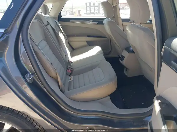 3FA6P0LU2HR238437 2017 FORD FUSION - Image 8