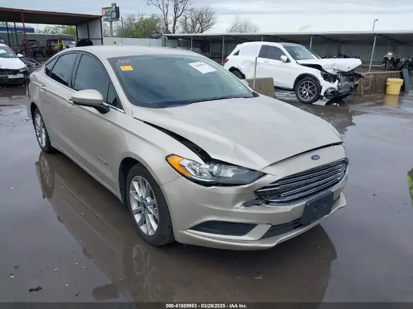 3FA6P0LU2HR273804 2017 FORD FUSION - Image 1