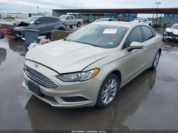 3FA6P0LU2HR273804 2017 FORD FUSION - Image 2