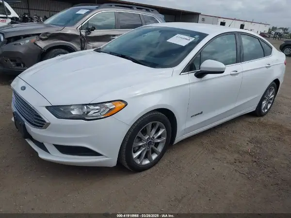 3FA6P0LU2HR276217 2017 FORD FUSION - Image 2