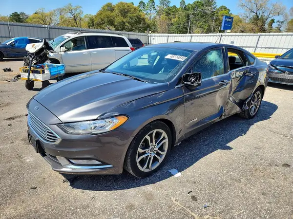 3FA6P0LU2HR285600 2017 FORD FUSION - Image 1