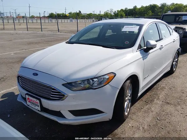 3FA6P0LU2HR296273 2017 FORD FUSION - Image 2