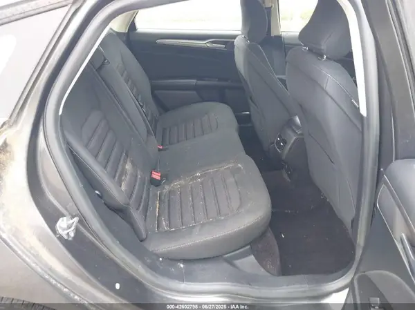 3FA6P0LU2HR301083 2017 FORD FUSION - Image 8