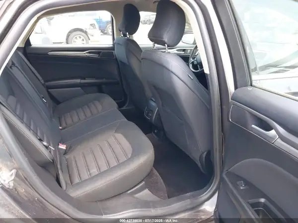 3FA6P0LU2HR316103 2017 FORD FUSION - Image 8