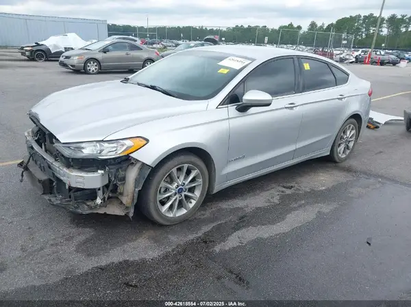 3FA6P0LU2HR317784 2017 FORD FUSION - Image 2