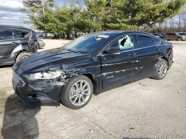 3FA6P0LU2HR318241 2017 FORD FUSION - Image 1