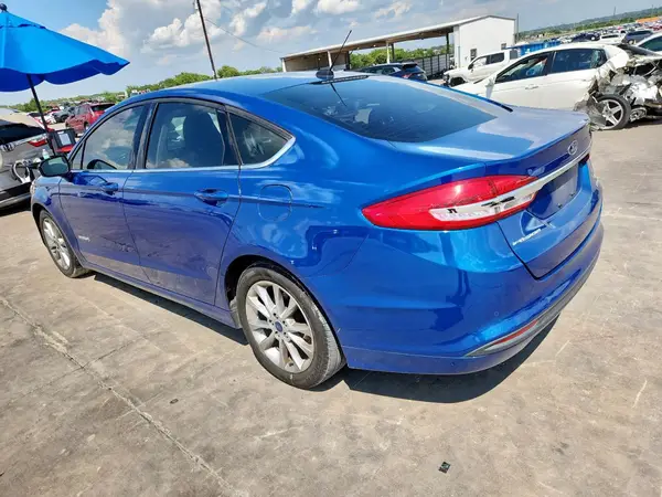 3FA6P0LU2HR319065 2017 FORD FUSION - Image 2