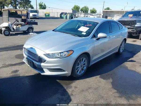3FA6P0LU2HR323536 2017 FORD FUSION - Image 2