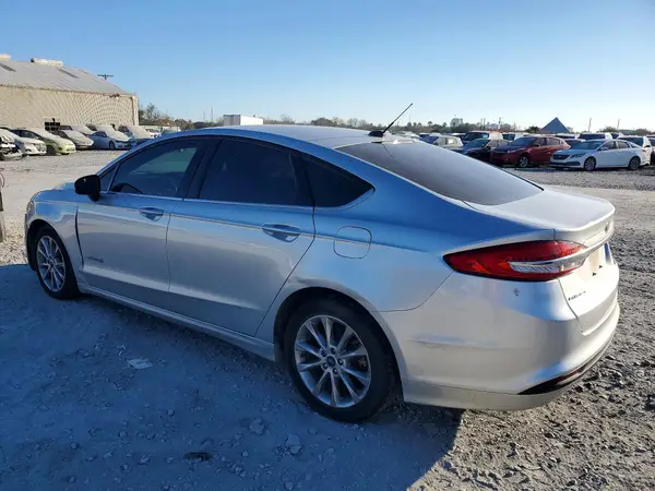 3FA6P0LU2HR323987 2017 FORD FUSION - Image 2