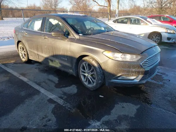 3FA6P0LU2HR324475 2017 FORD FUSION - Image 1